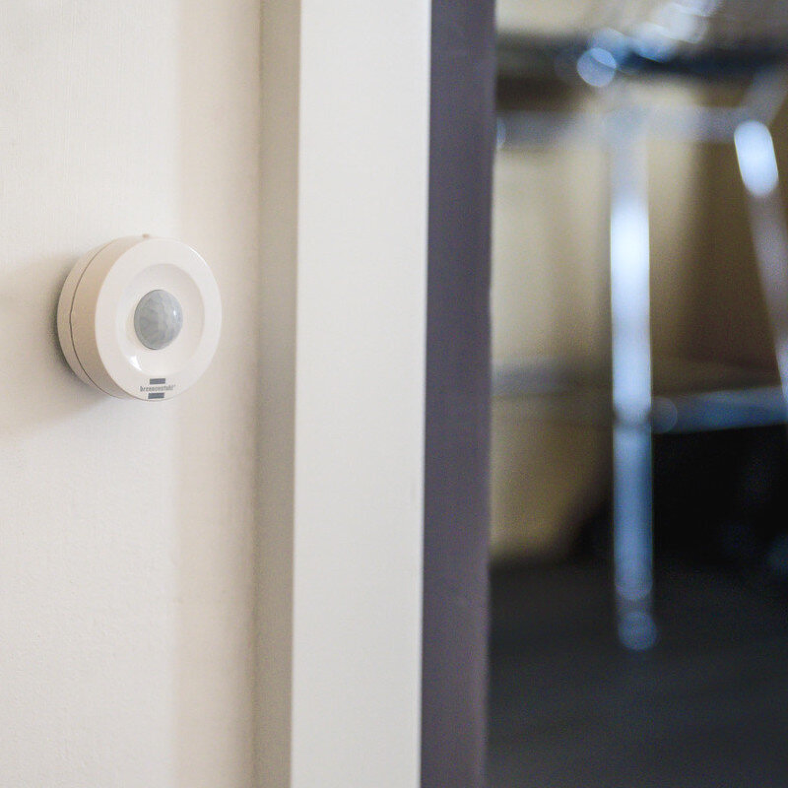 Brennenstuhl Connect Zigbee Serisi Akıllı Hareket Sensörü: 10m Algılama, Anlık Bildirim, Alarm & Aydınlatma Kontrolü, İç Mekan - Görsel 3
