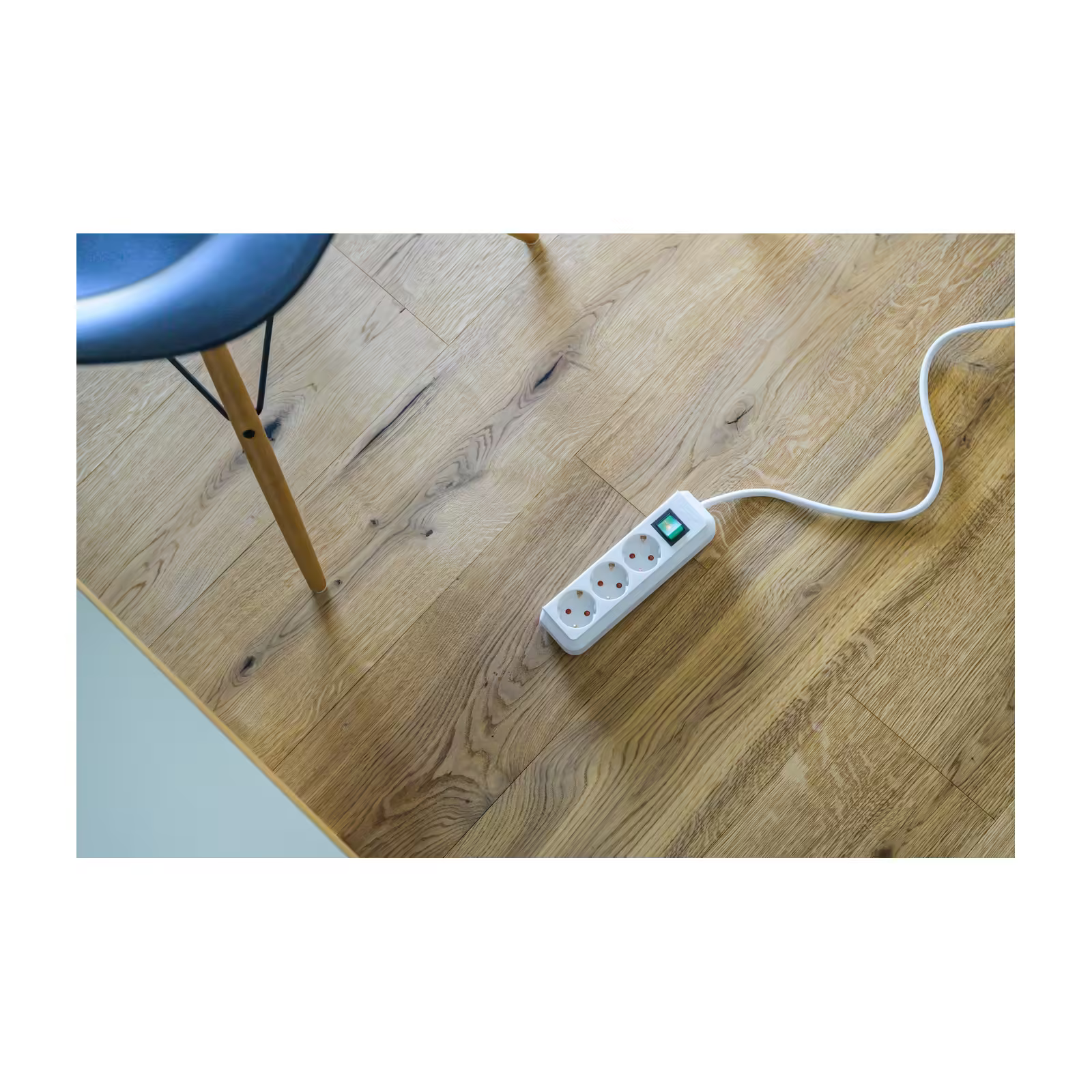Brennenstuhl Eco Line Serisi 5 Metre 3 Soketli IP20 Lisanslı Çocuk Korumalı Priz Uzatma Kablosu Beyaz - Görsel 6